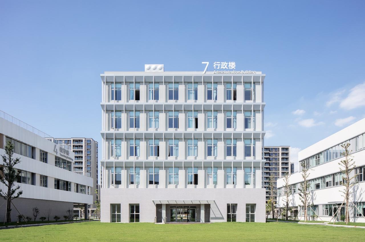 BIM建筑|宁波市古林职业高级中学：少年的无限剧本 / ARCHIS（如是）建筑设计事务所