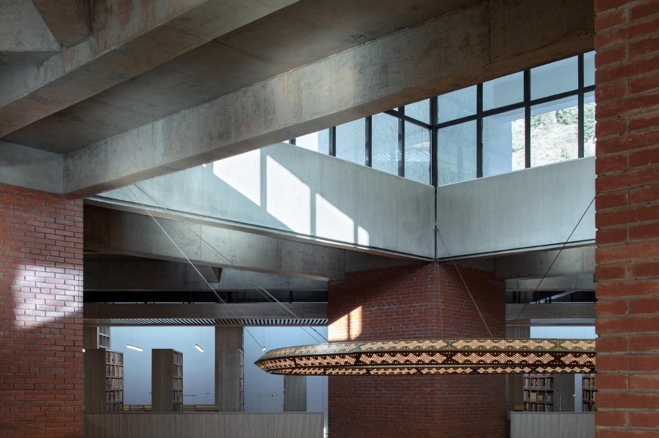 BIM建筑|德巴图书馆 / 荣朝晖工作室