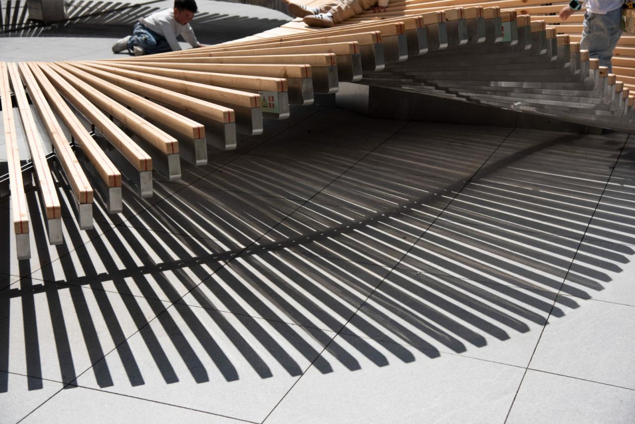 BIM建筑|一片落入绿洲的花瓣 / 成都直现建筑设计