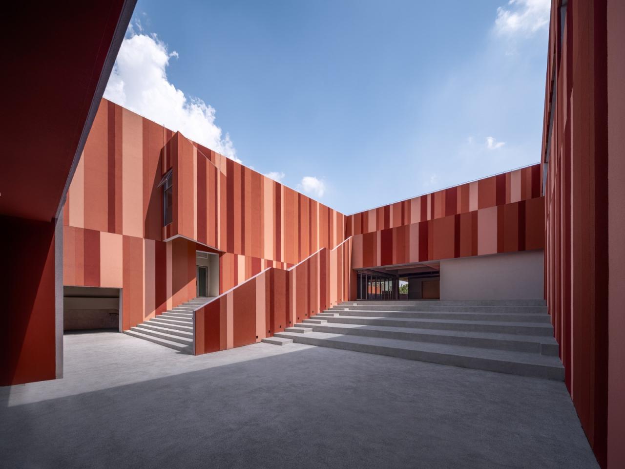 BIM建筑|奉贤区教育学院附属实验小学奉浦小学校区 / 无样建筑工作室