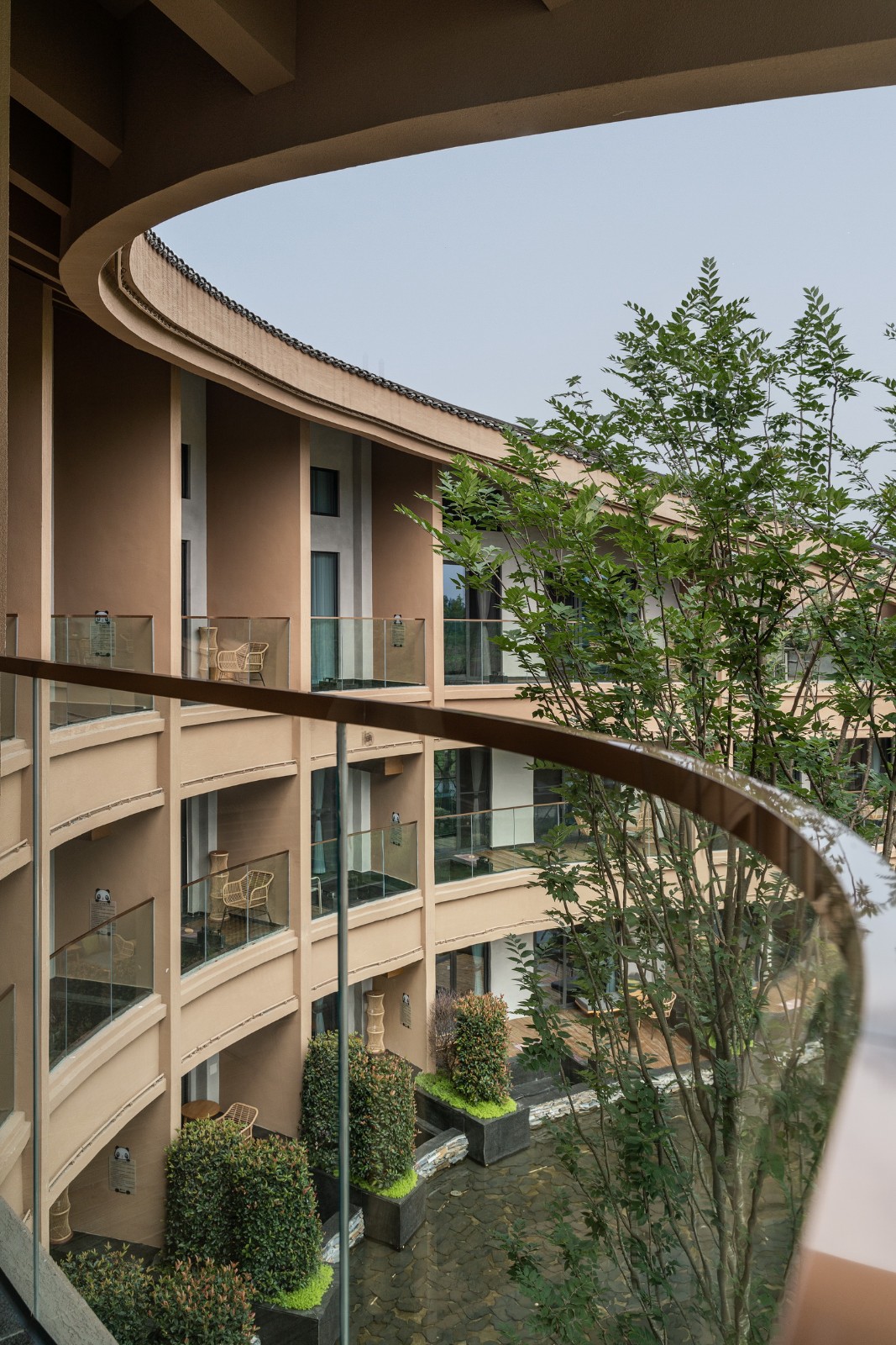 BIM建筑|川西建筑与道教文化的融合/“青城•朴舍亲子度假酒店”荣获2023金熊猫天府创意设计奖