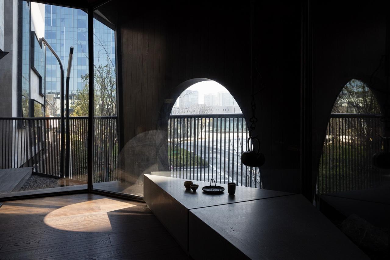 BIM建筑|夹缝中的建筑，上海 / 本哲建筑