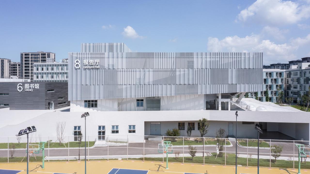 BIM建筑|宁波市古林职业高级中学：少年的无限剧本 / ARCHIS（如是）建筑设计事务所