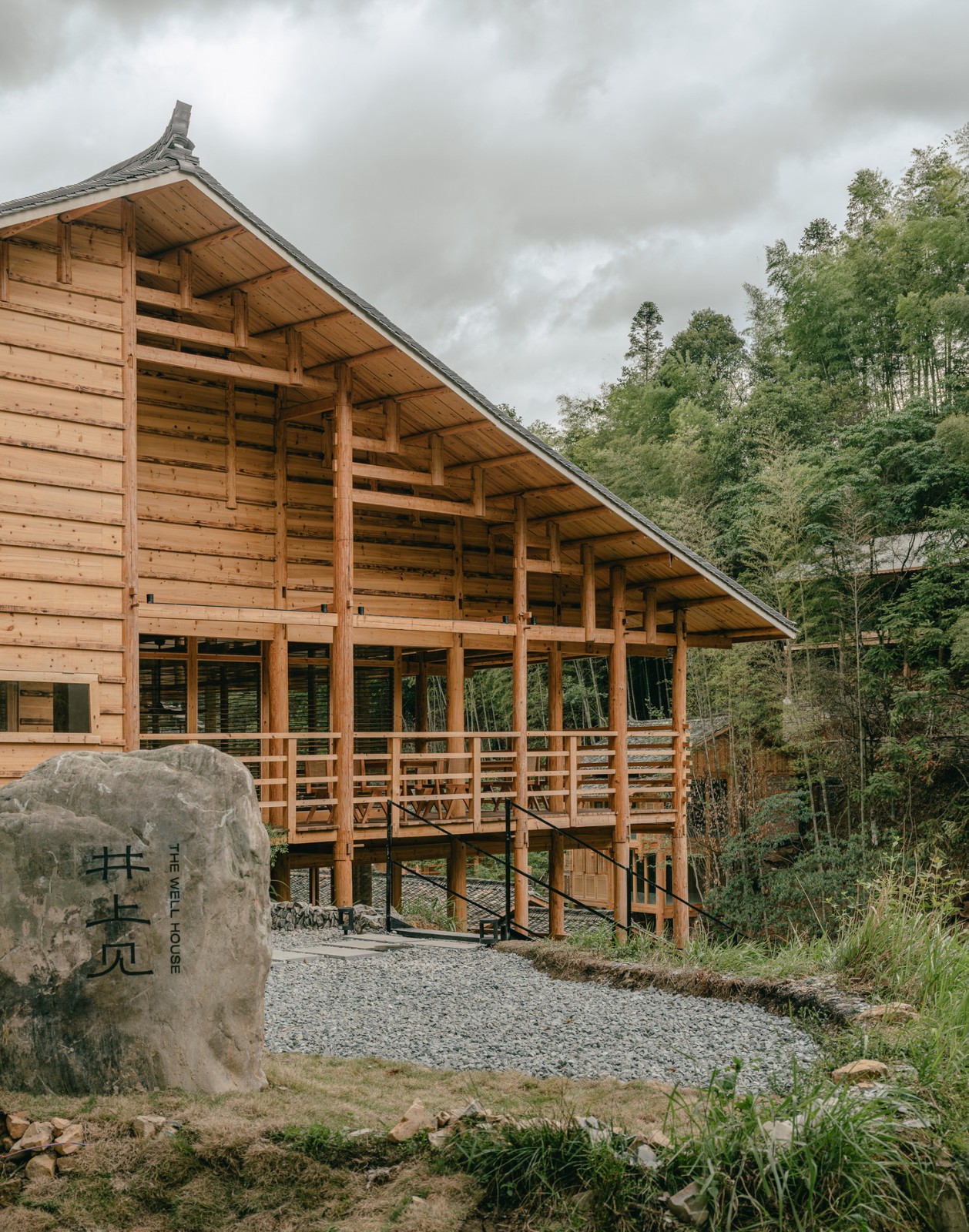 BIM建筑|井上见 稻田 / ATLAS STUDIO