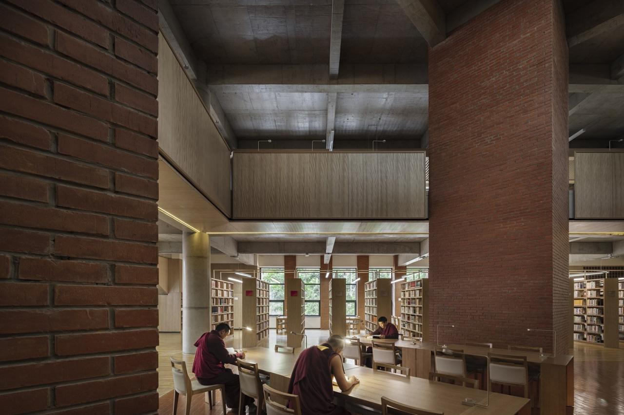 BIM建筑|德巴图书馆 / 荣朝晖工作室