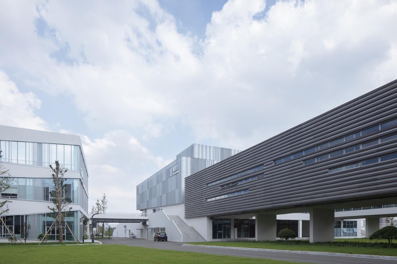 BIM建筑|宁波市古林职业高级中学：少年的无限剧本 / ARCHIS（如是）建筑设计事务所