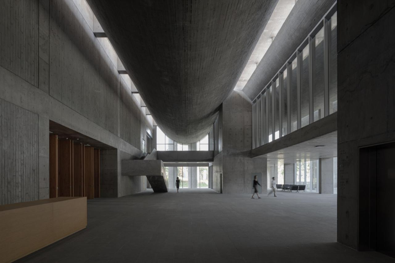 BIM建筑|紫晶国际会舍 / 朱锫建筑