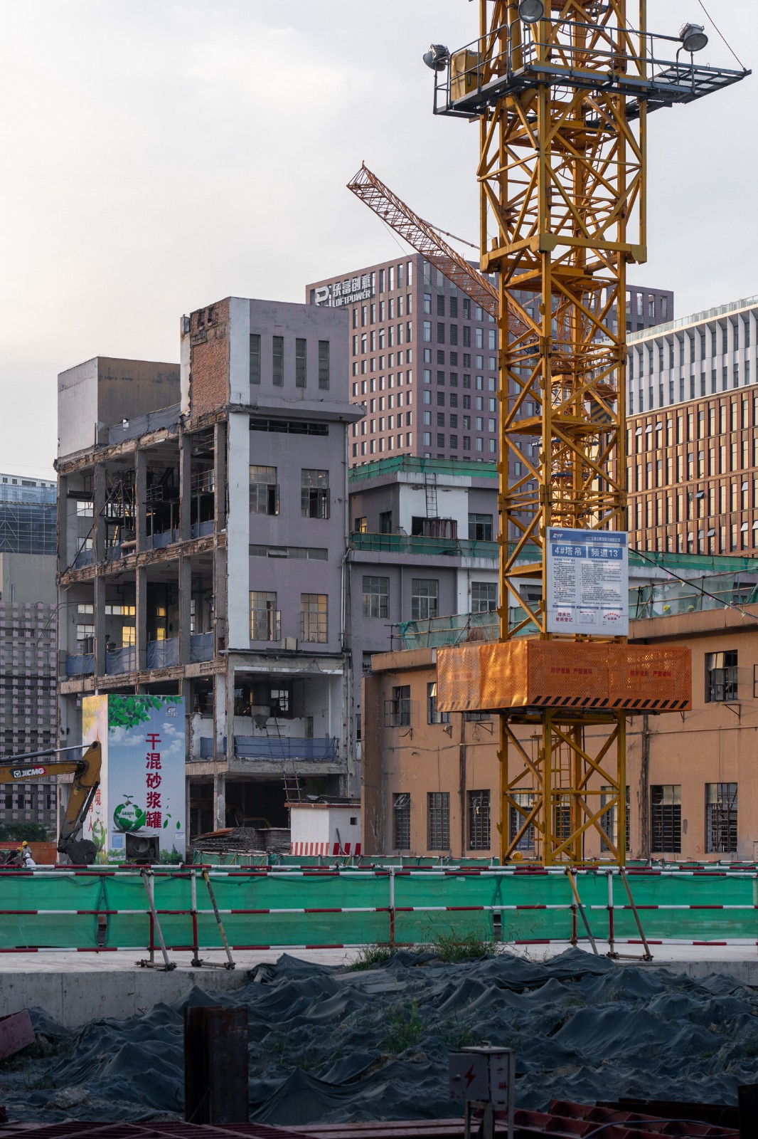 BIM建筑|金缮城市，生机街区：杭州LOFT49产业遗存更新 / 朱培栋-line+建筑事务所