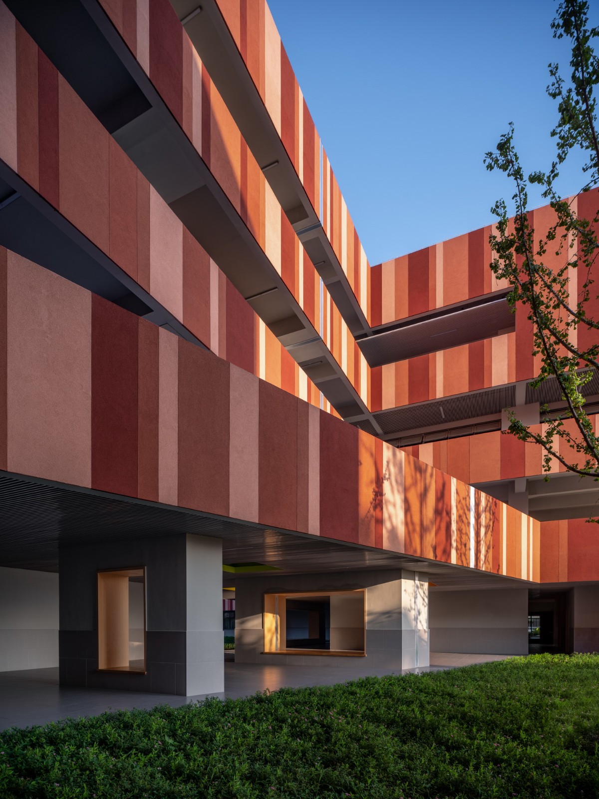 BIM建筑|奉贤区教育学院附属实验小学奉浦小学校区 / 无样建筑工作室