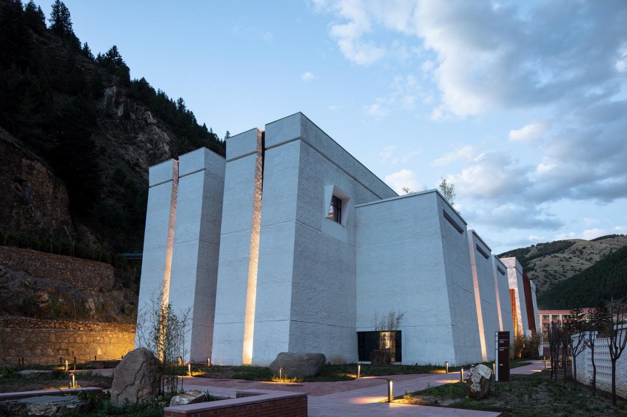 BIM建筑|德巴图书馆 / 荣朝晖工作室