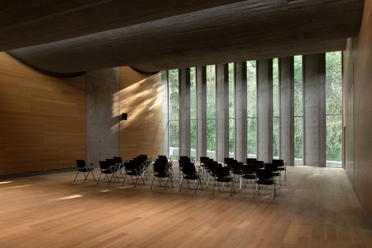 BIM建筑|紫晶国际会舍 / 朱锫建筑