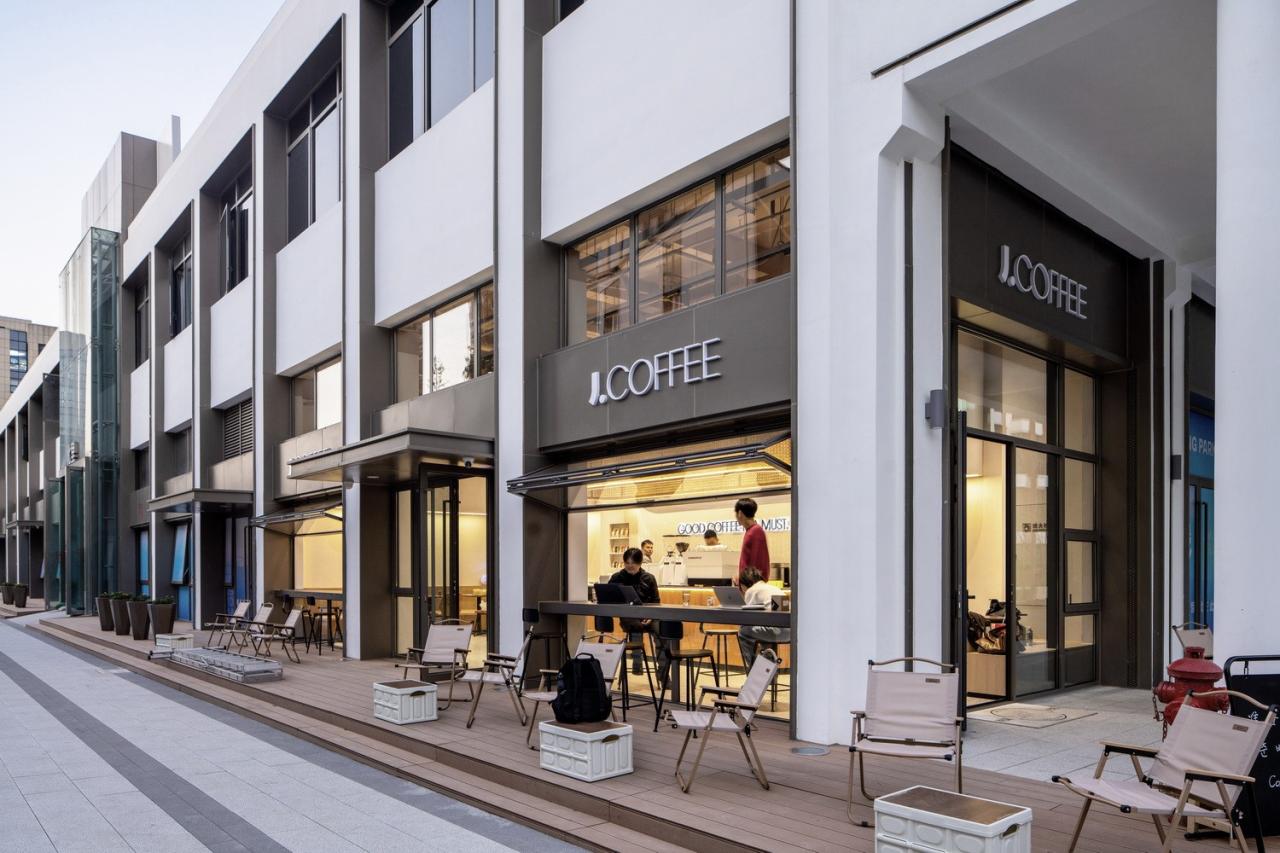 BIM建筑|上海利丰广场YOUNG PARK：魔都科创活力社区全新启幕 / 三益建筑设计