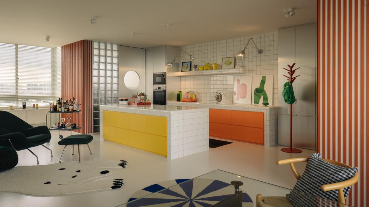 BIM建筑|灵动色彩之家：位于新加坡的粗野派公寓改造 / SPARK