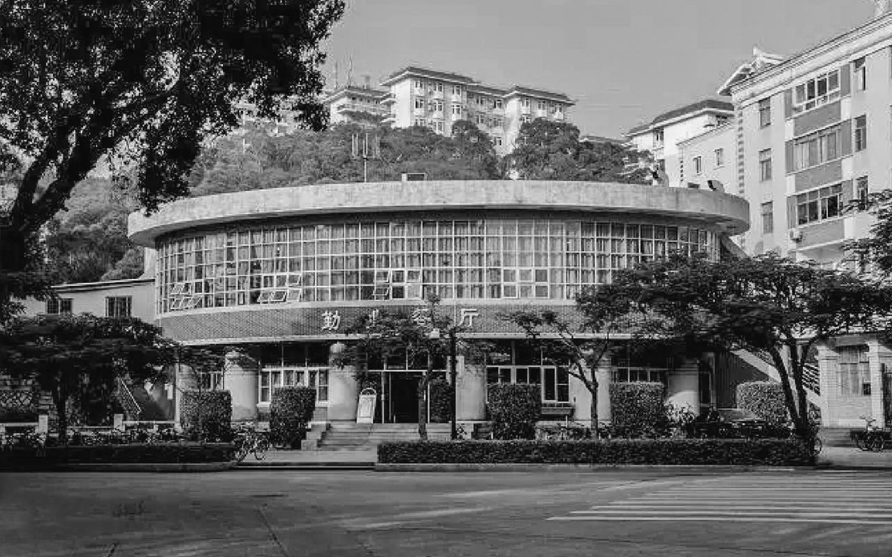 BIM建筑|厦门大学翔安校区中部学生食堂（思源餐厅）/ 厦门大学建筑设计研究院有限公司（AUAD）