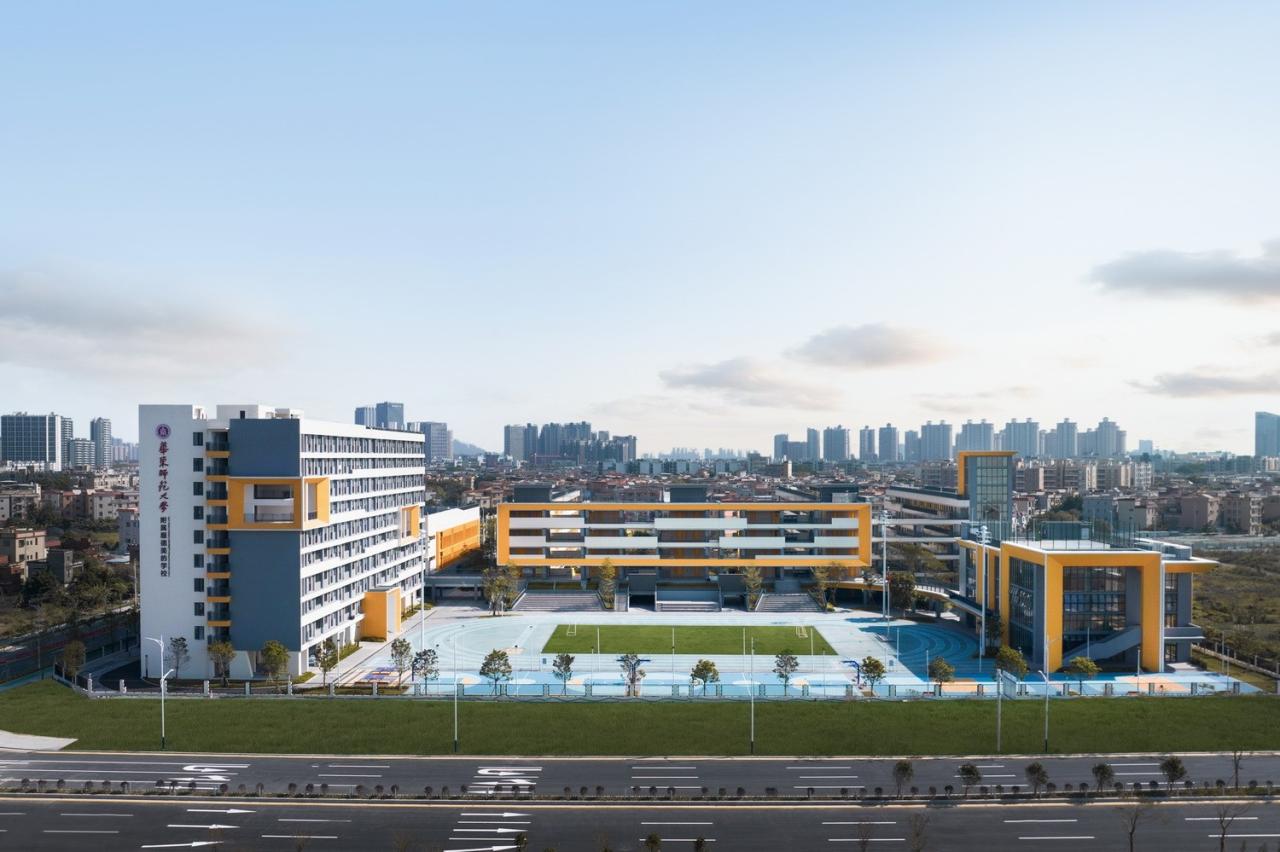 BIM建筑|绿色生态校园：华东师范大学附属顺德美的学校（二期）/ 睿住天元