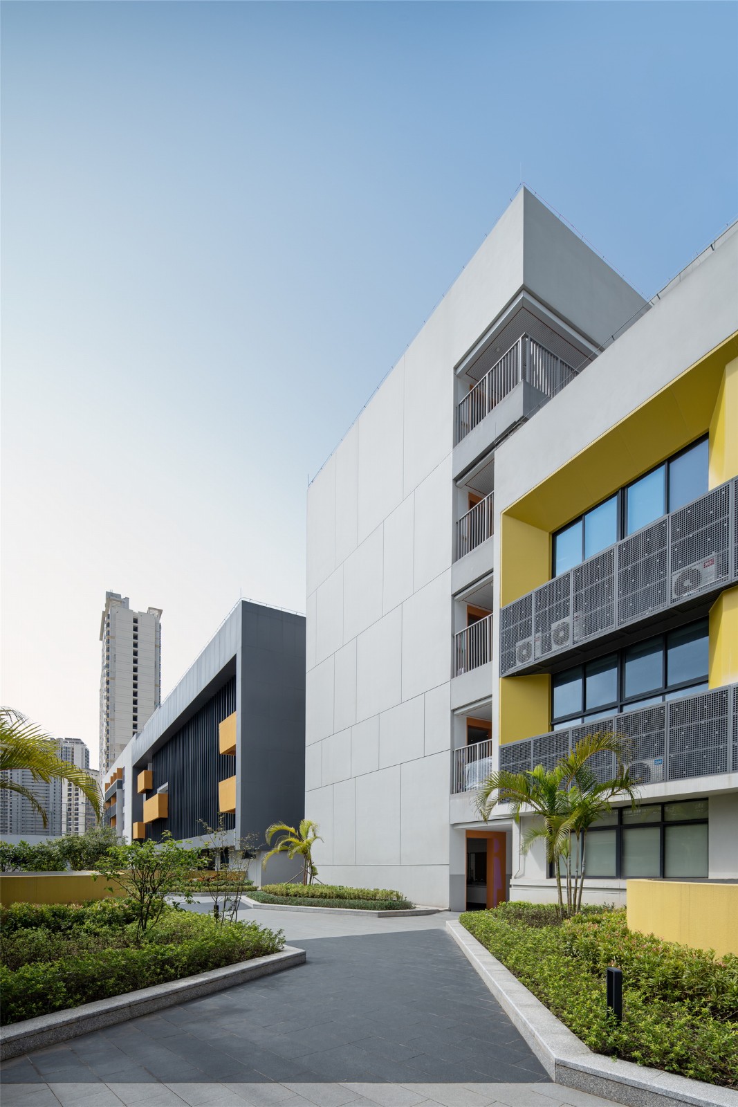 BIM建筑|深圳市坪山区科源实验学校 / 申都设计