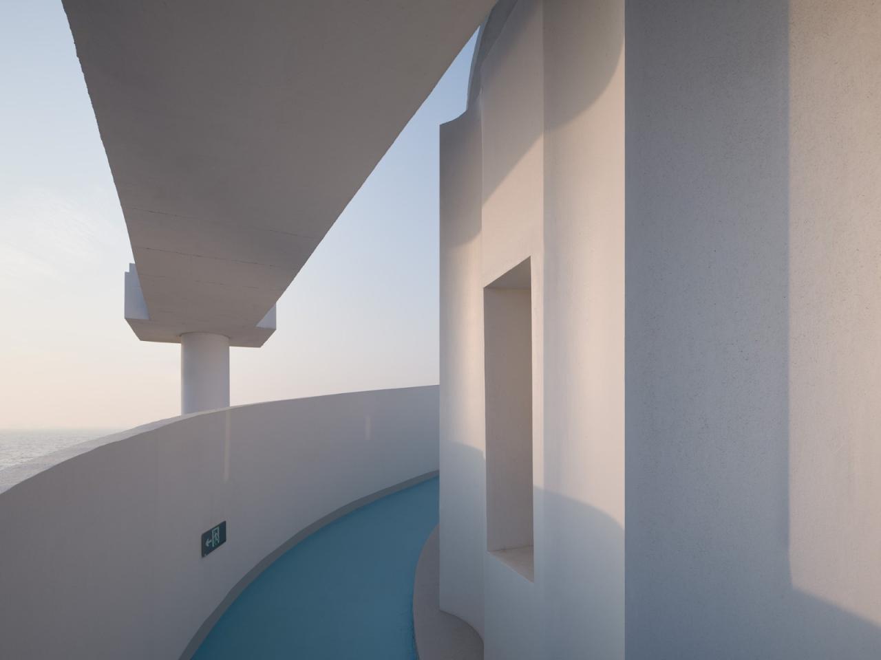 BIM建筑|扭转塔和螺旋站，上海海上的生态基础设施 / HCCH合尘建筑