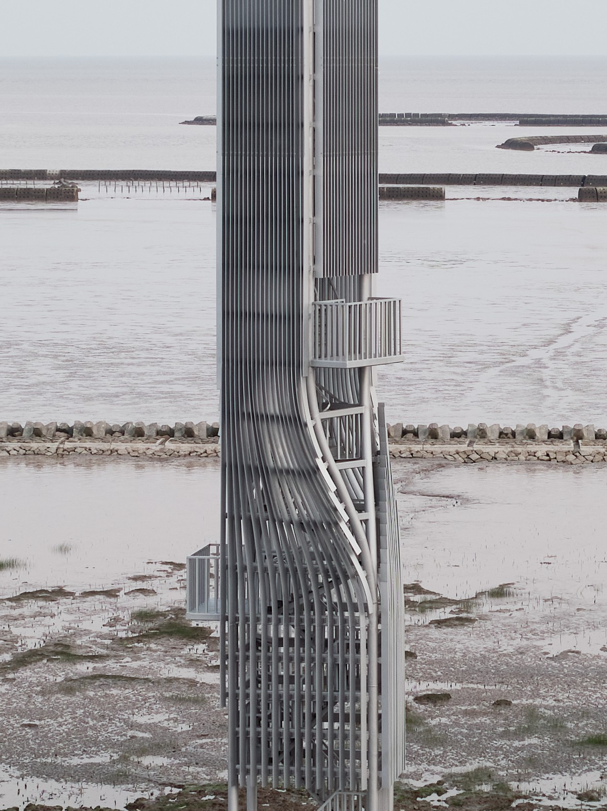 BIM建筑|扭转塔和螺旋站，上海海上的生态基础设施 / HCCH合尘建筑