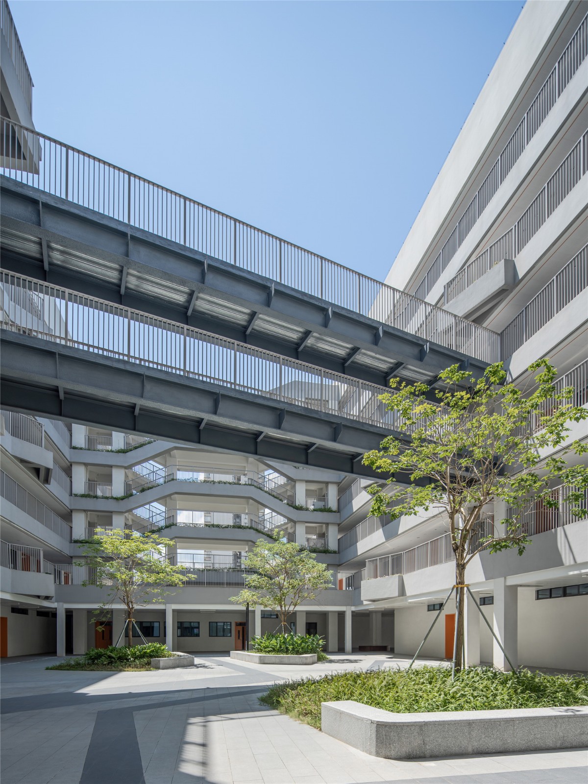 BIM建筑|深圳市坪山区科源实验学校 / 申都设计