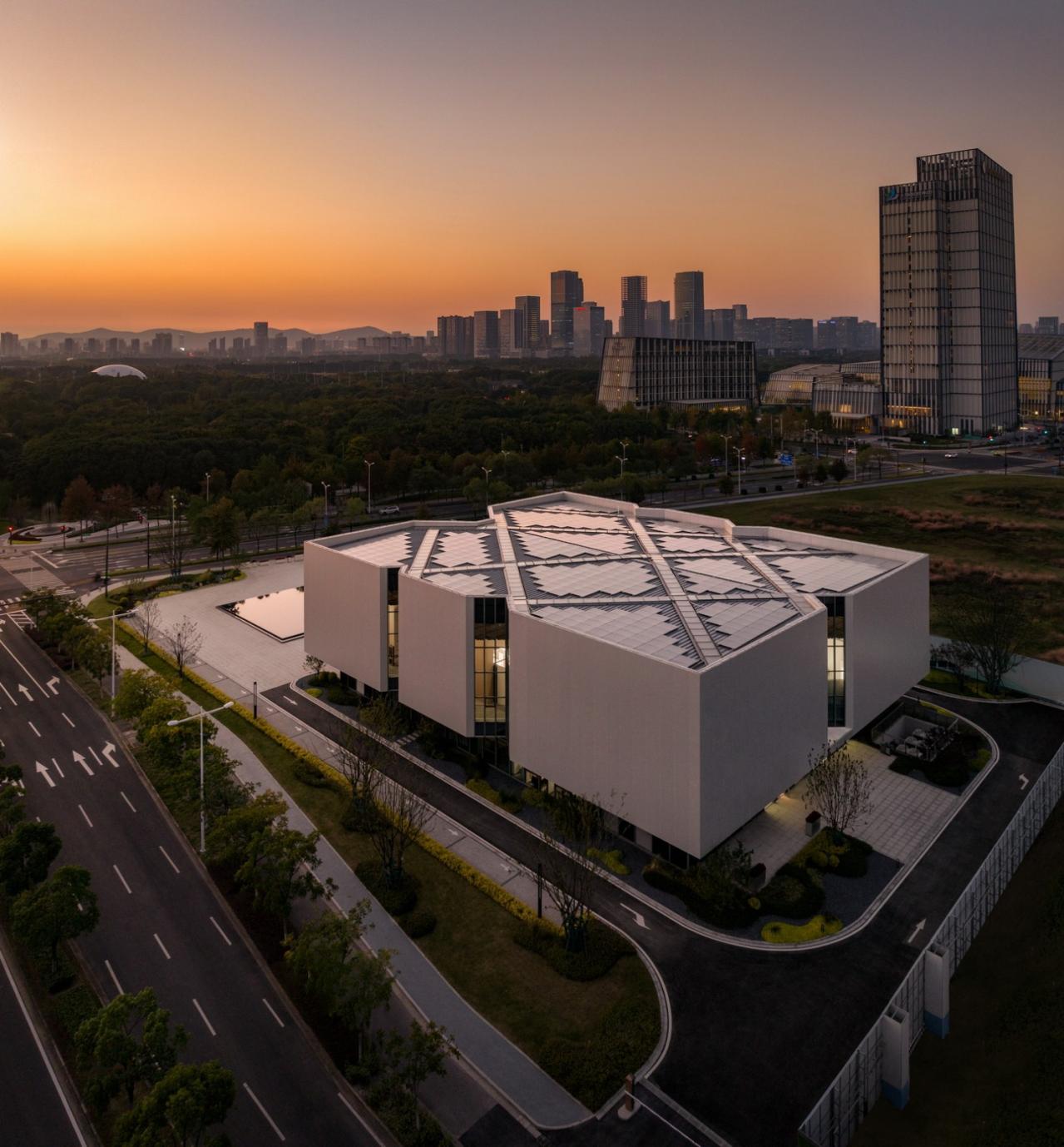 BIM建筑|中瑞生态城低碳技术创新促进中心 / 米丈建筑