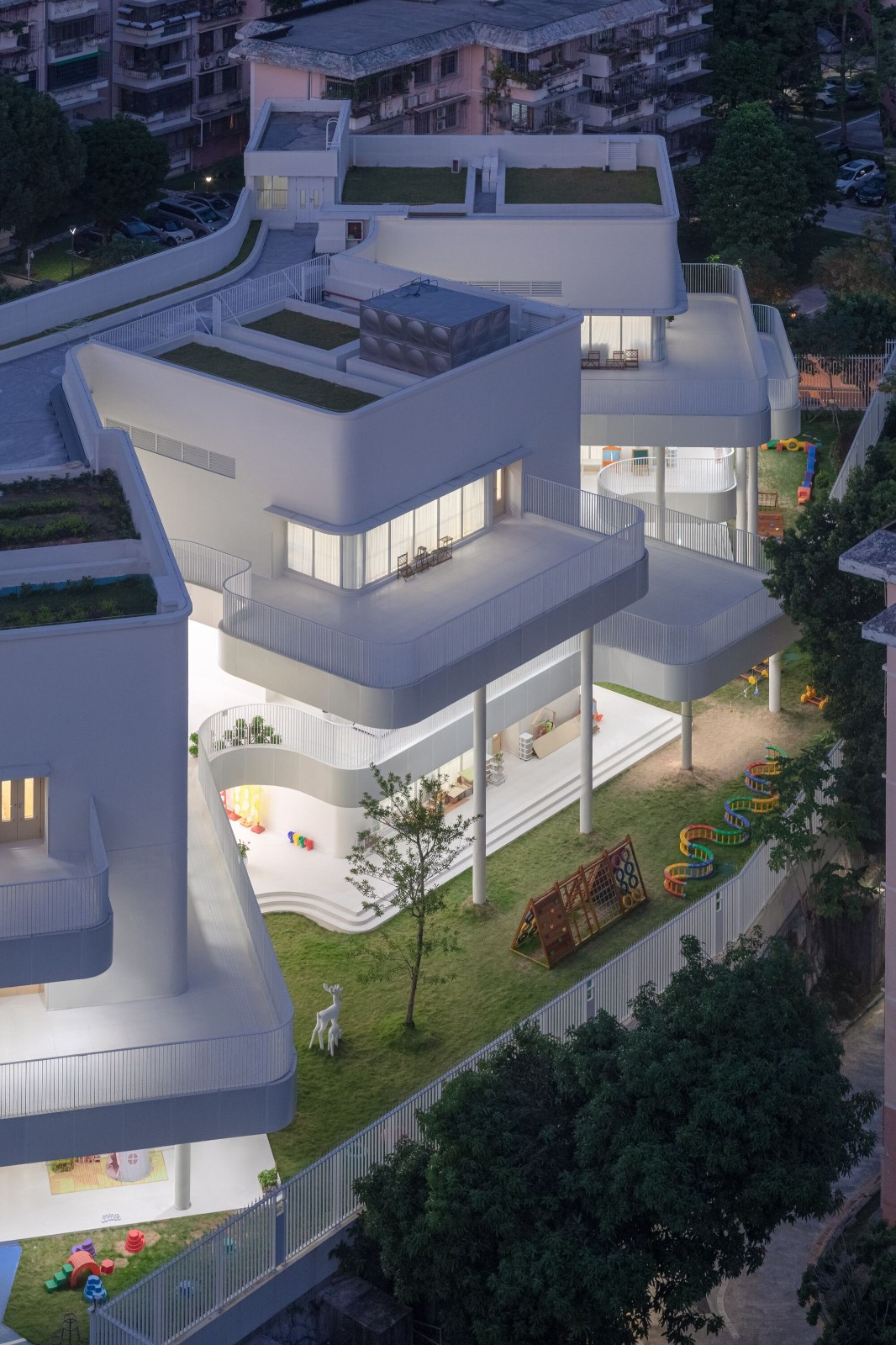 BIM建筑|深圳市第二幼儿园 / 徐昀超建筑工作室