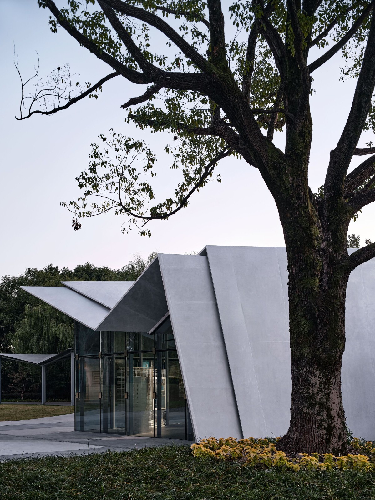 BIM建筑|杭州滨江公共空间·926工匠博物馆 / 同济原作设计工作室