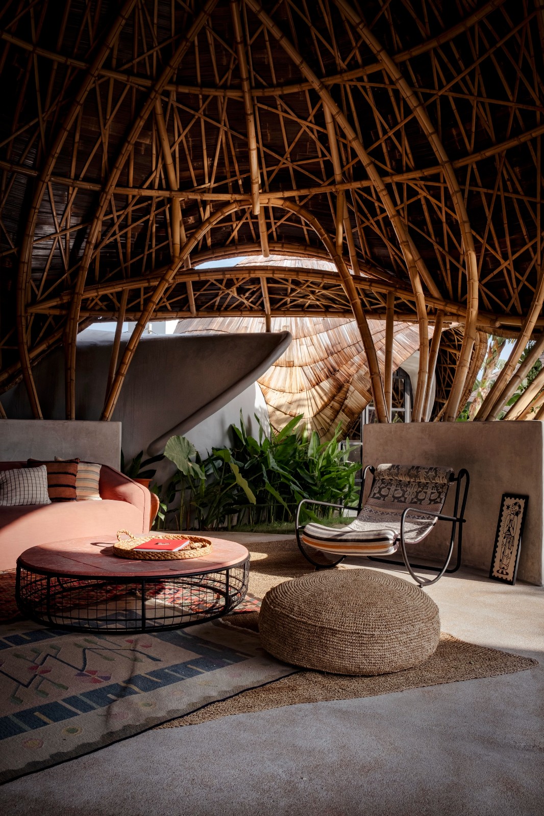 BIM建筑|巴厘岛 Bandido - La Lourdes & La Matilde 别墅 / Javi Diaz