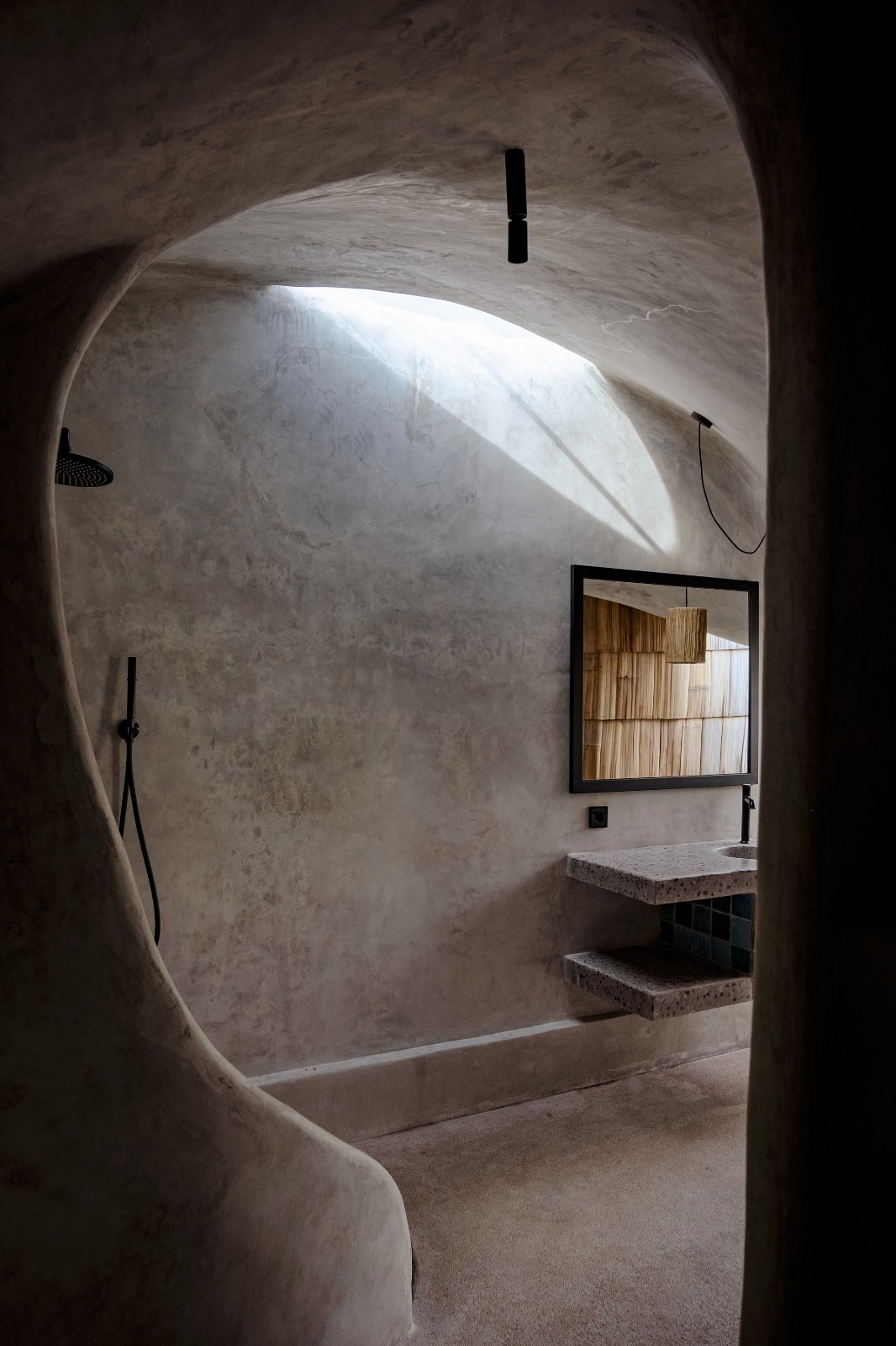 BIM建筑|巴厘岛 Bandido - La Lourdes & La Matilde 别墅 / Javi Diaz