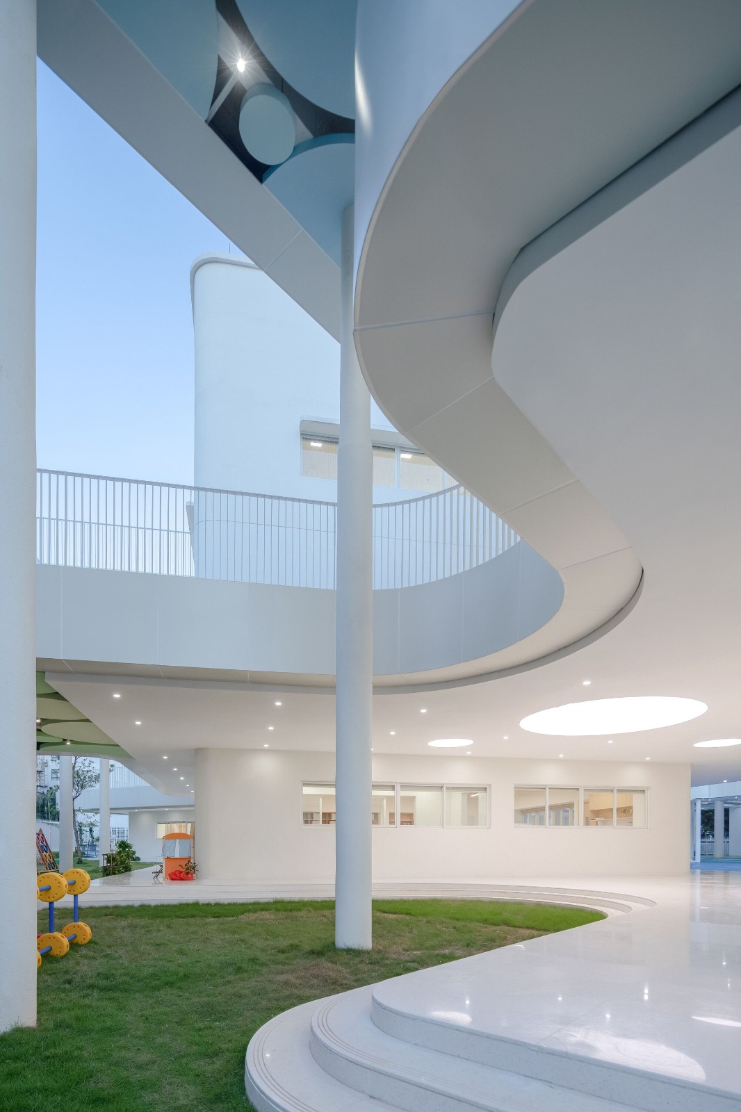 BIM建筑|深圳市第二幼儿园 / 徐昀超建筑工作室