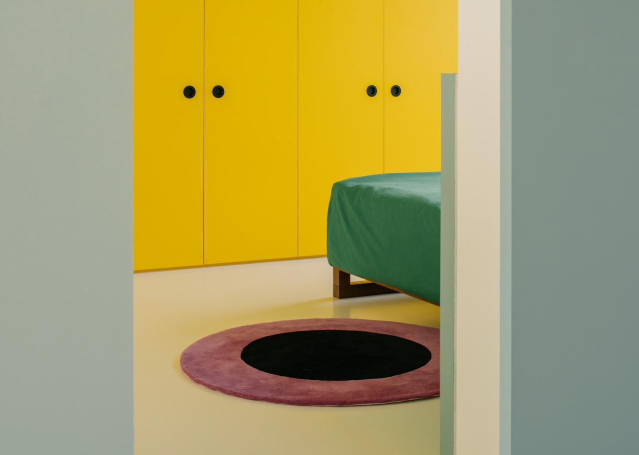 BIM建筑|灵动色彩之家：位于新加坡的粗野派公寓改造 / SPARK