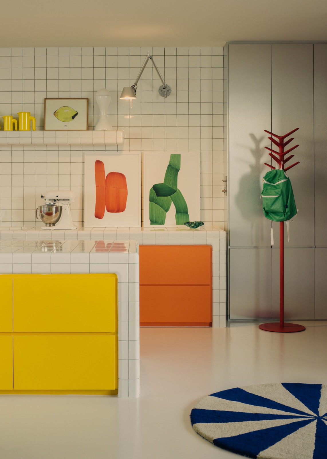 BIM建筑|灵动色彩之家：位于新加坡的粗野派公寓改造 / SPARK