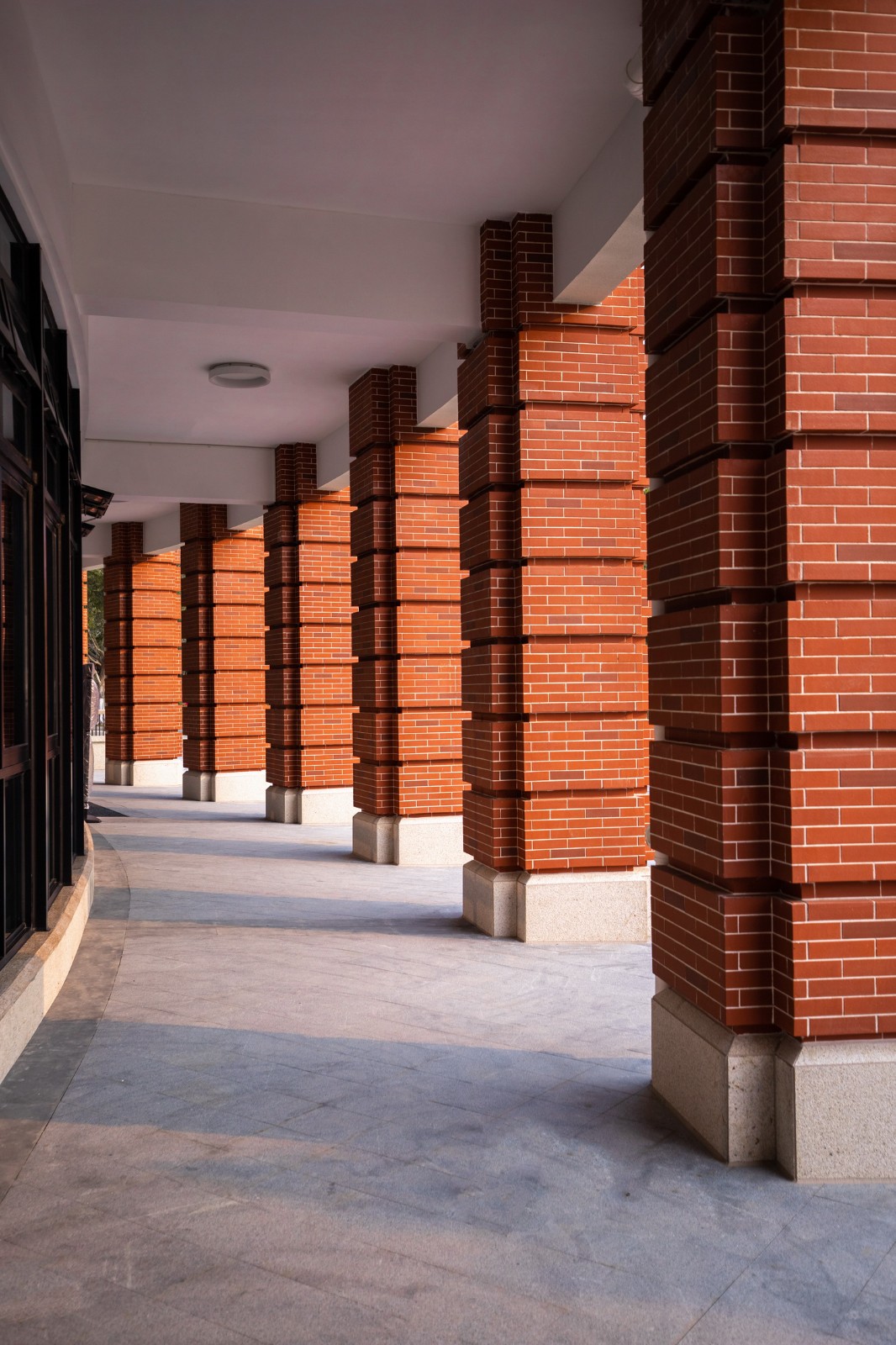 BIM建筑|厦门大学翔安校区中部学生食堂（思源餐厅）/ 厦门大学建筑设计研究院有限公司（AUAD）