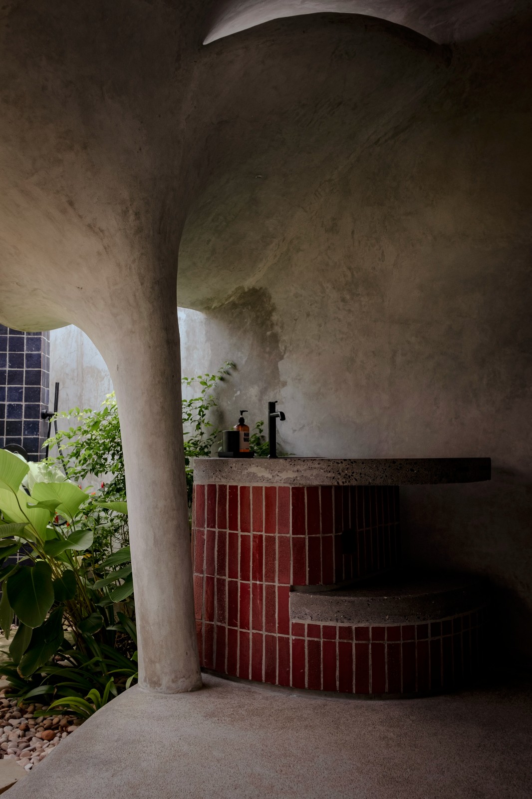 BIM建筑|巴厘岛 Bandido - La Lourdes & La Matilde 别墅 / Javi Diaz