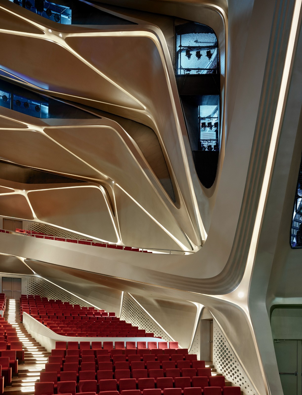 BIM建筑|珠海金湾市民艺术中心 / 扎哈·哈迪德建筑事务所