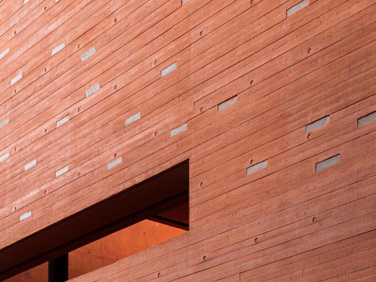 BIM建筑|红盒子 / 米思建筑