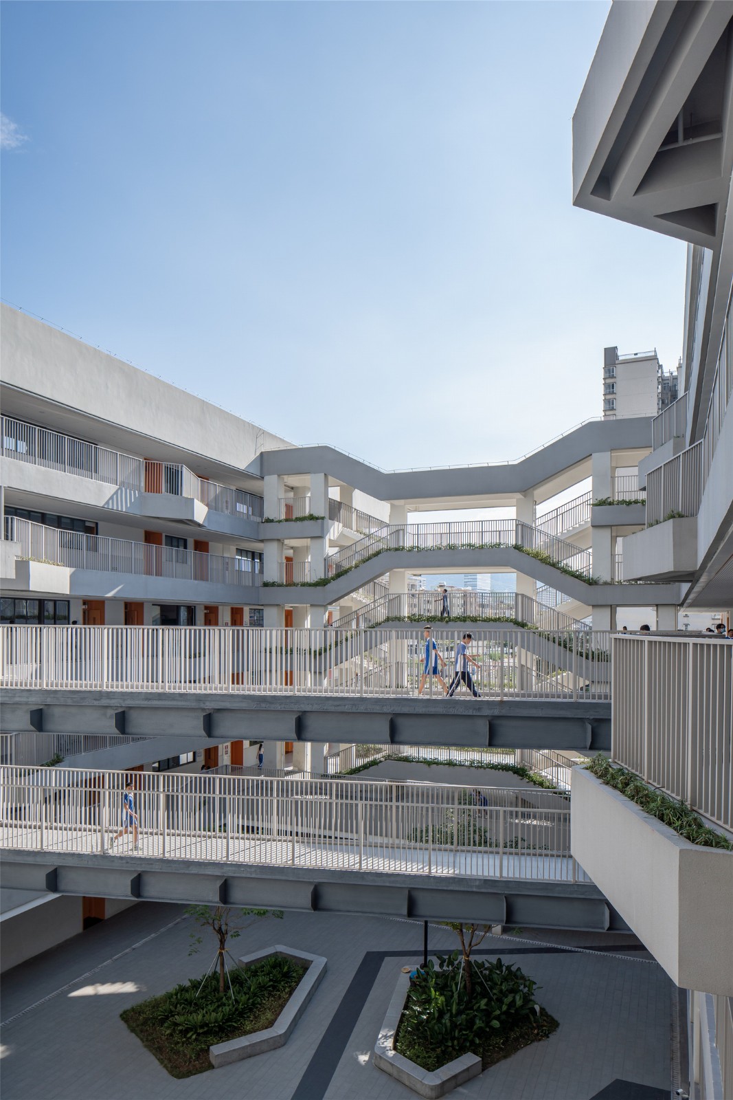 BIM建筑|深圳市坪山区科源实验学校 / 申都设计