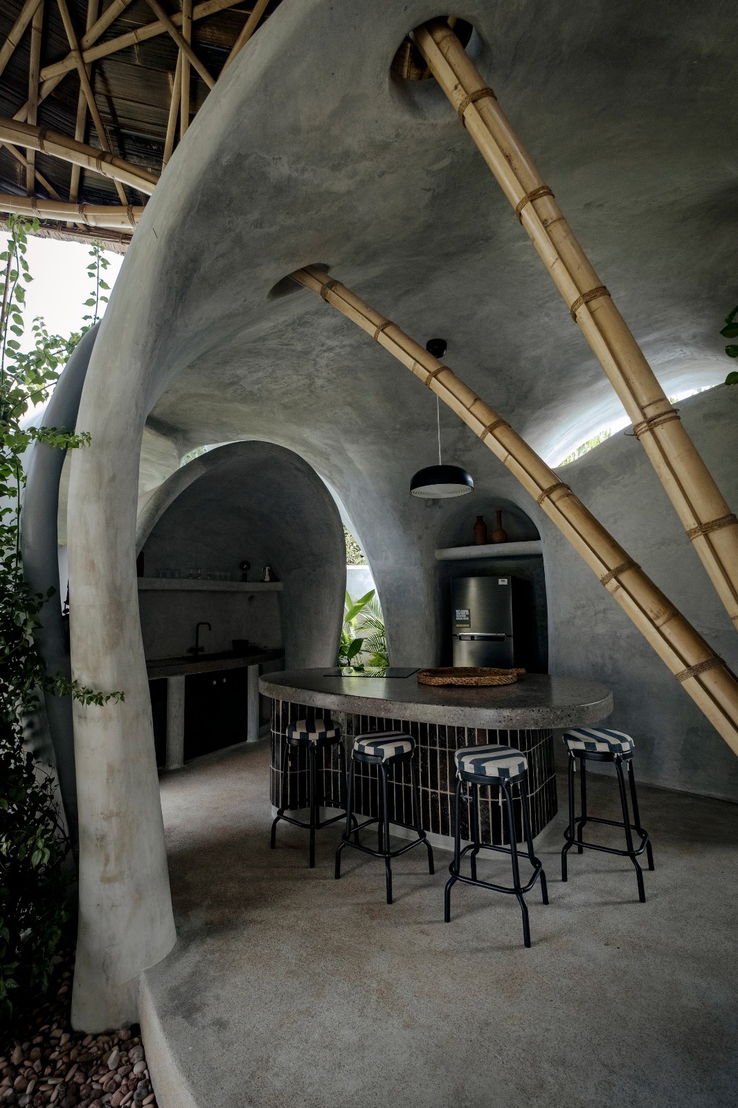 BIM建筑|巴厘岛 Bandido - La Lourdes & La Matilde 别墅 / Javi Diaz