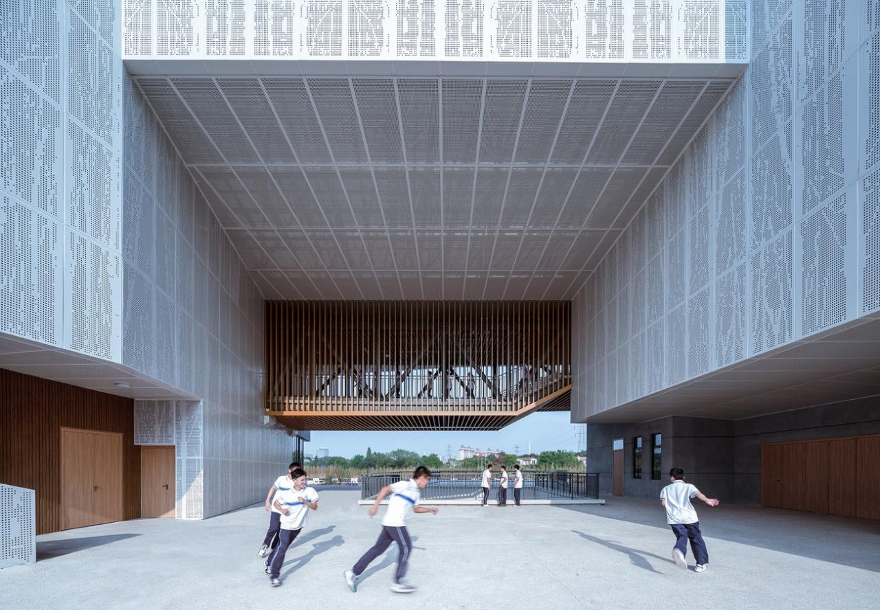 BIM建筑|杭州中泰中学建筑设计 / LZGC量子构城设计事务所+浙江建院建筑规划设计院