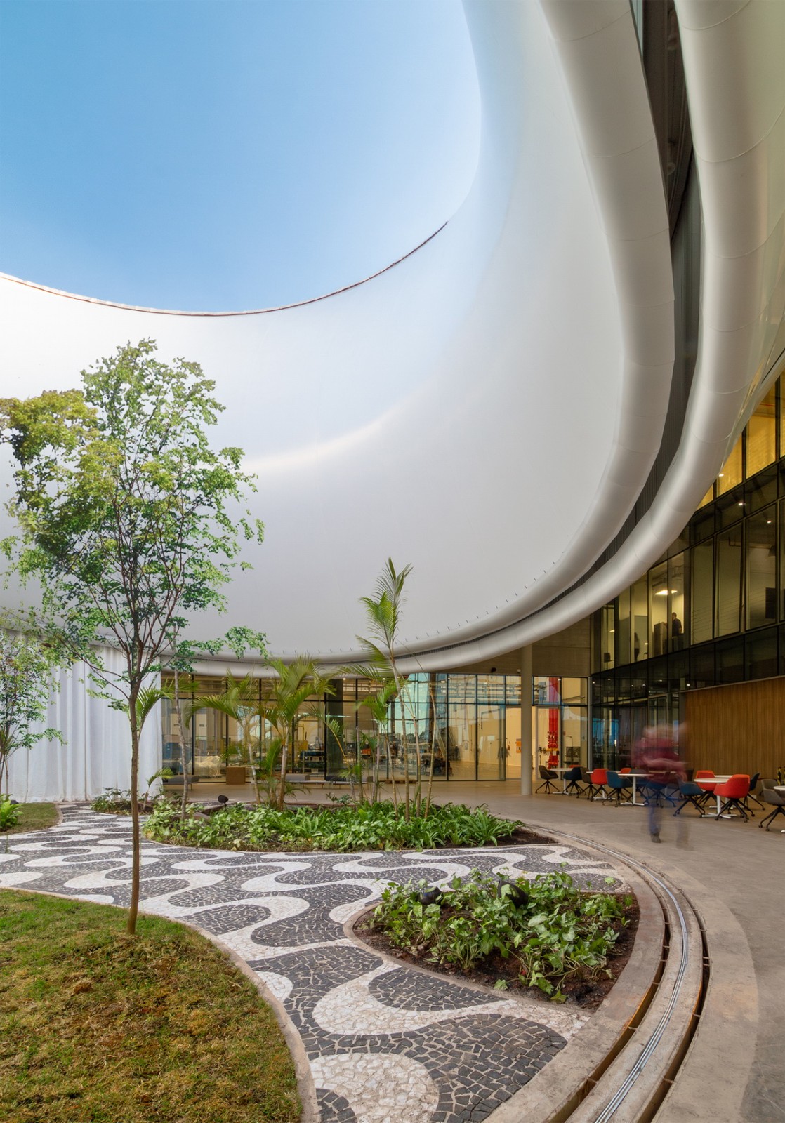 BIM建筑|Nice集团巴西总部 / MCA