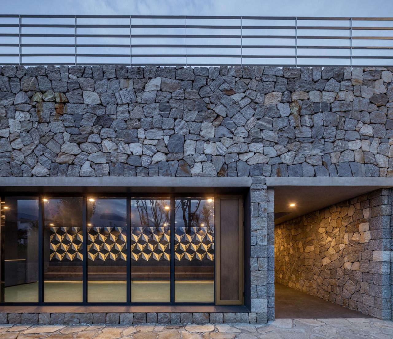 BIM建筑|帆的乡愁：环洱海生态廊道五号驿站 / 三文建筑