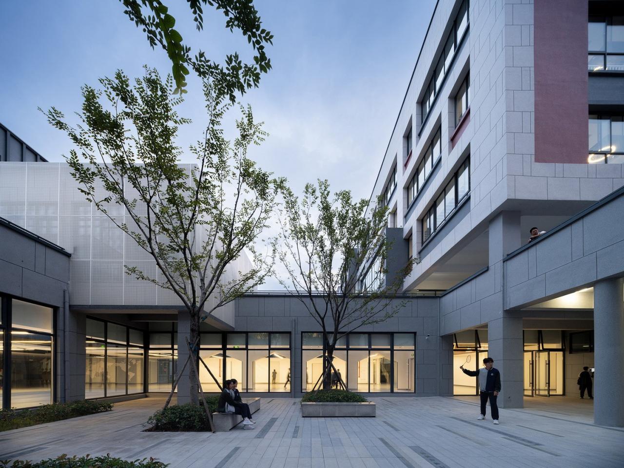 BIM建筑|河南安阳振中学校 / 山东建筑大学建筑城规学院象外营造工作室