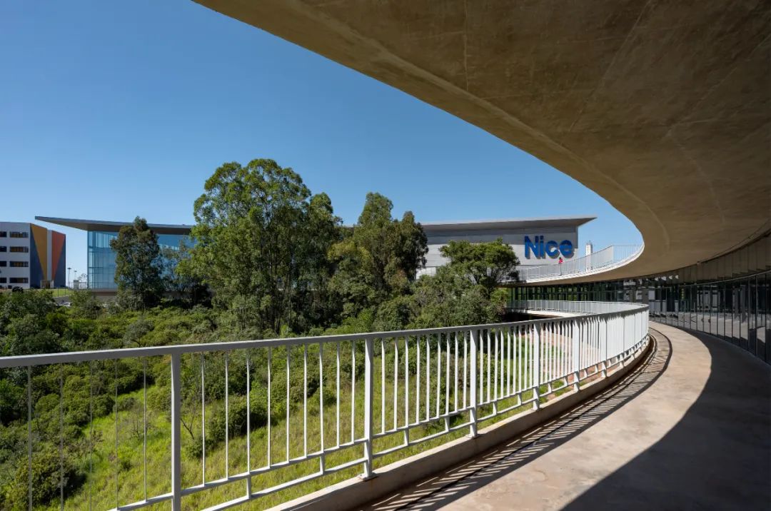 BIM建筑|Nice集团巴西总部 / MCA