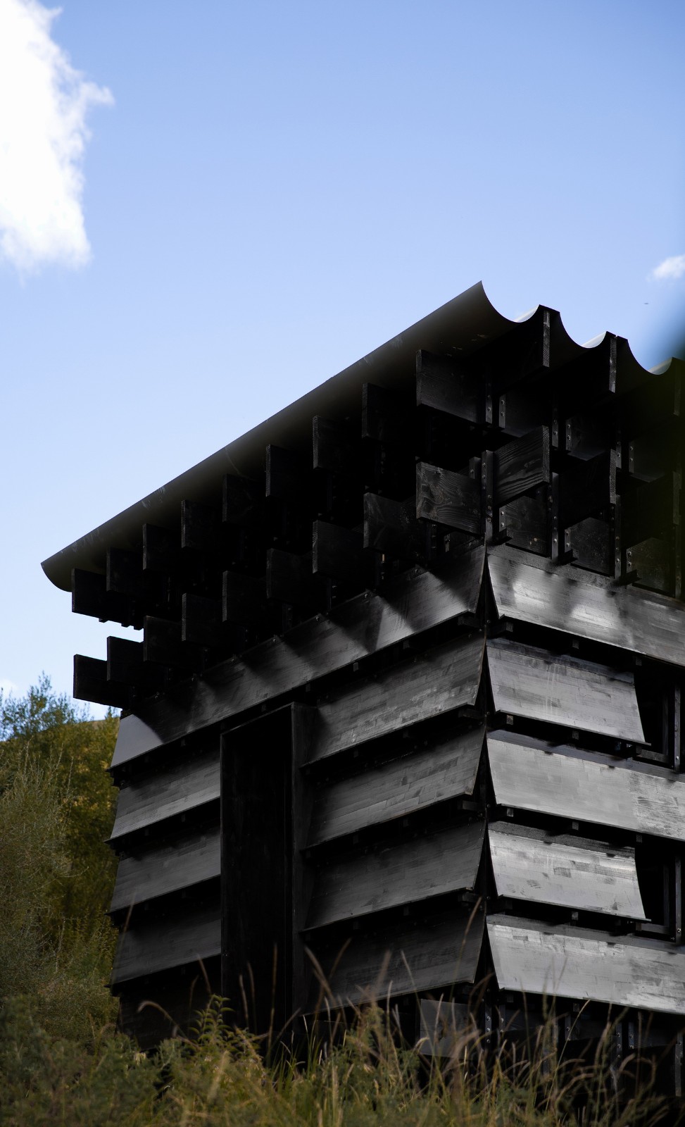 BIM建筑|西藏山南观蜂小屋 / 月壤建筑