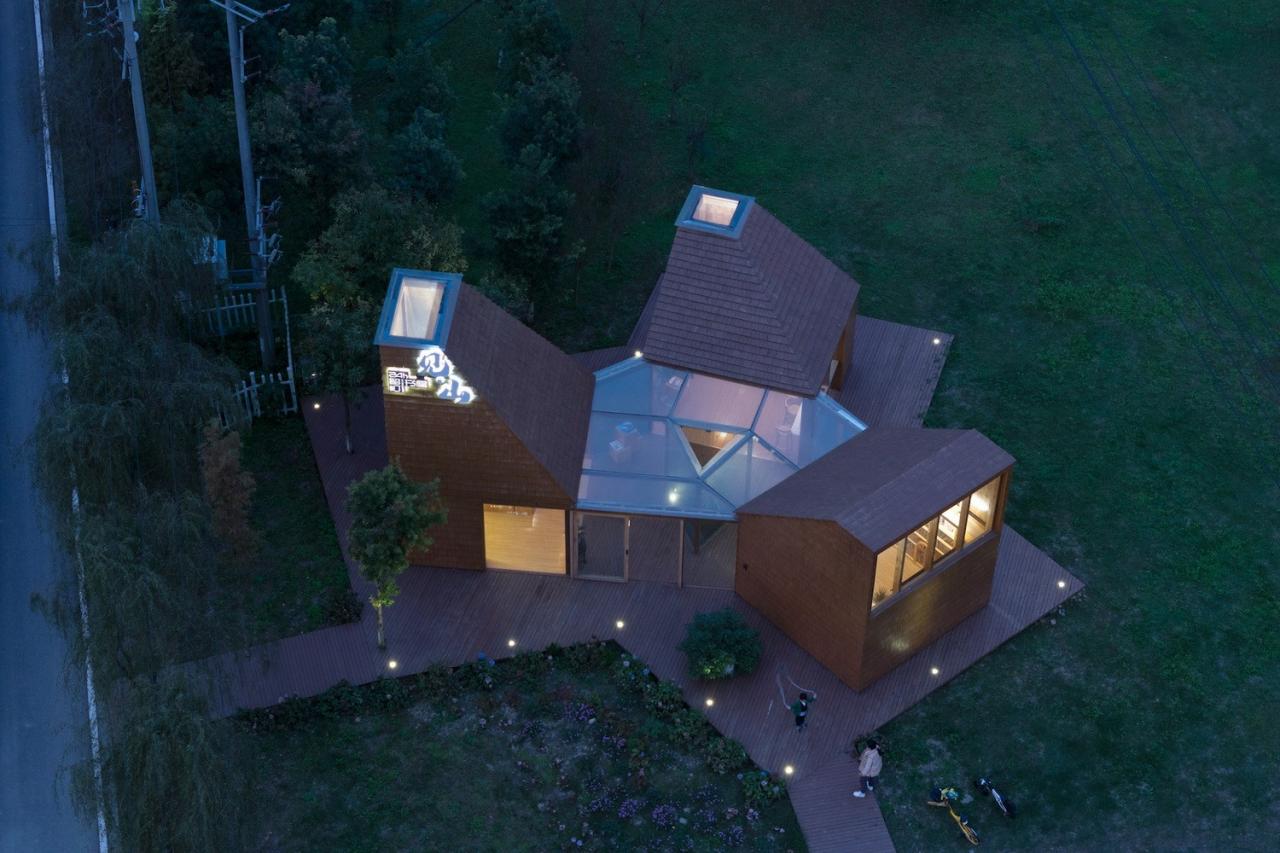 BIM建筑|高山书屋 / MAT 超级建筑事务所