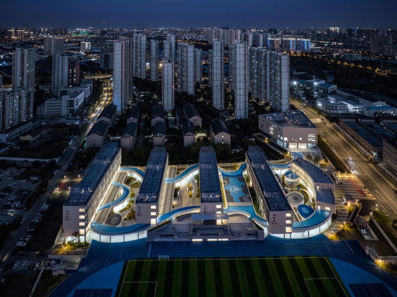 BIM建筑|扬名实验学校 / 米丈建筑