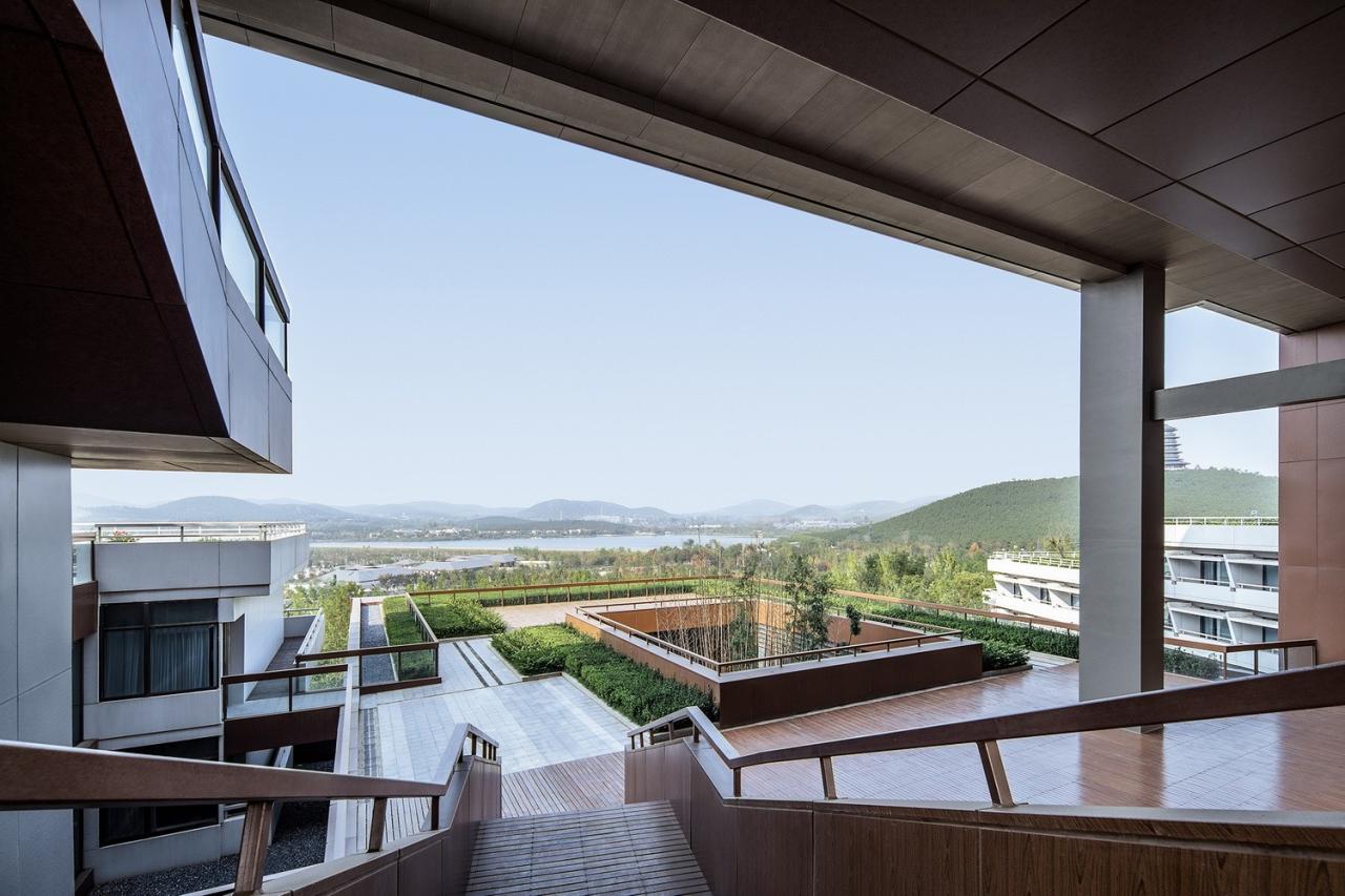 BIM建筑|徐州园博园宕口酒店 / 筑境设计