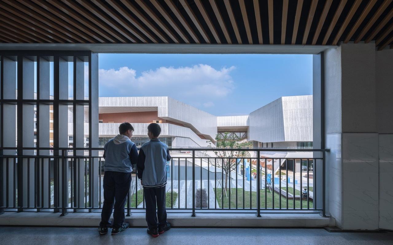BIM建筑|杭州中泰中学建筑设计 / LZGC量子构城设计事务所+浙江建院建筑规划设计院
