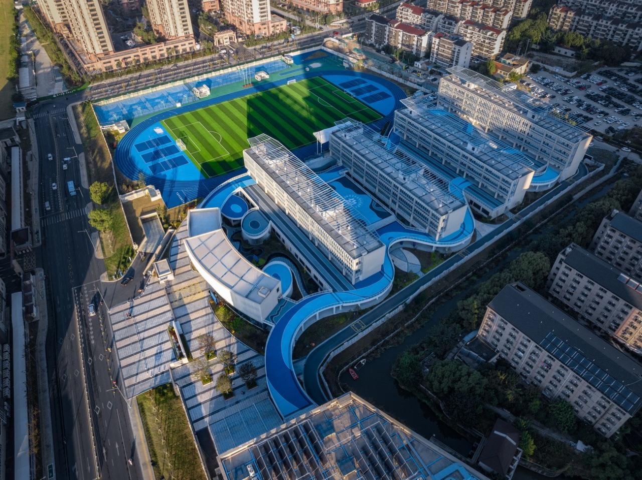 BIM建筑|扬名实验学校 / 米丈建筑