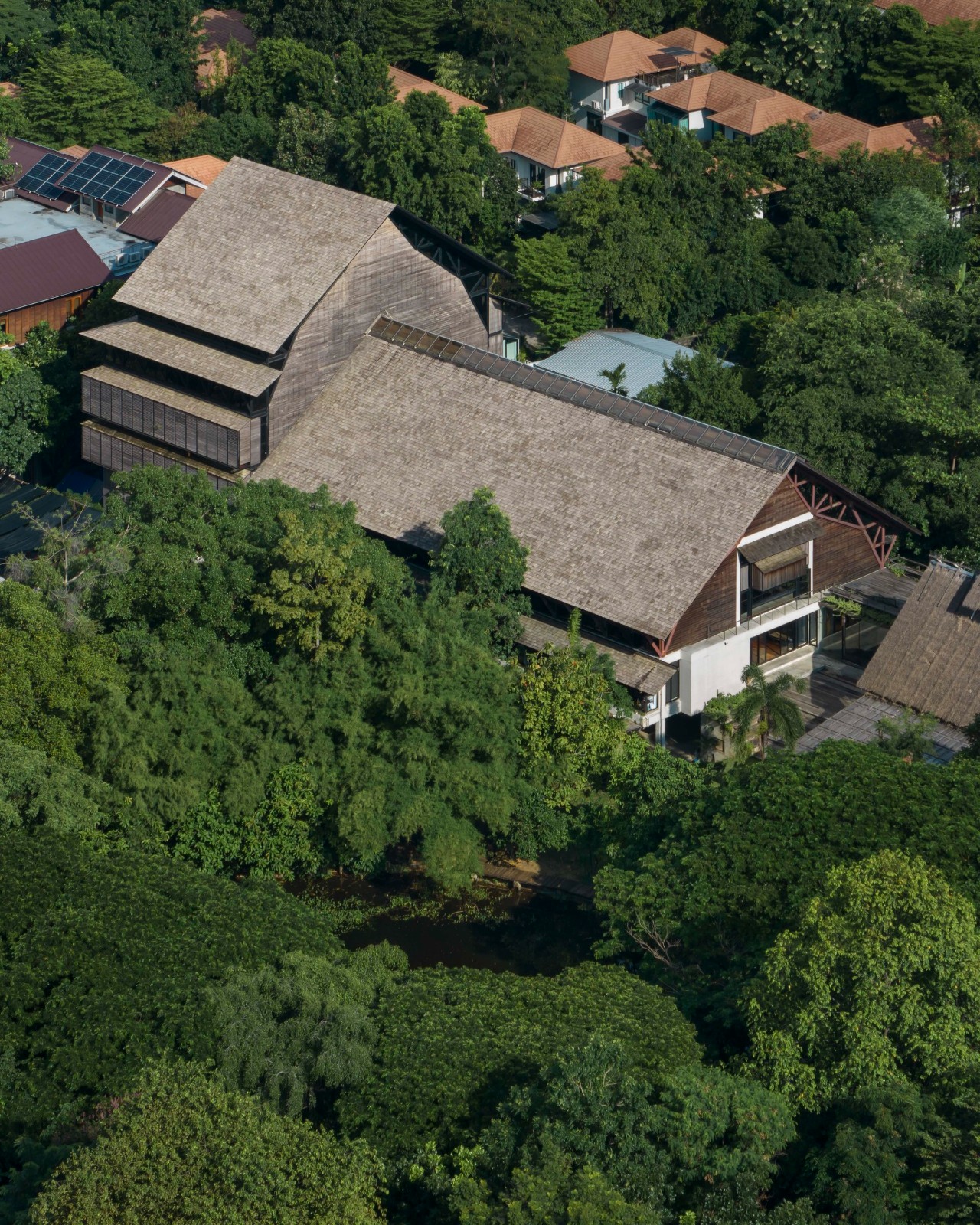 BIM建筑|建筑师们社区生活，Rabindhorn 大楼 / Arsomsilp Community and Environmental Architect