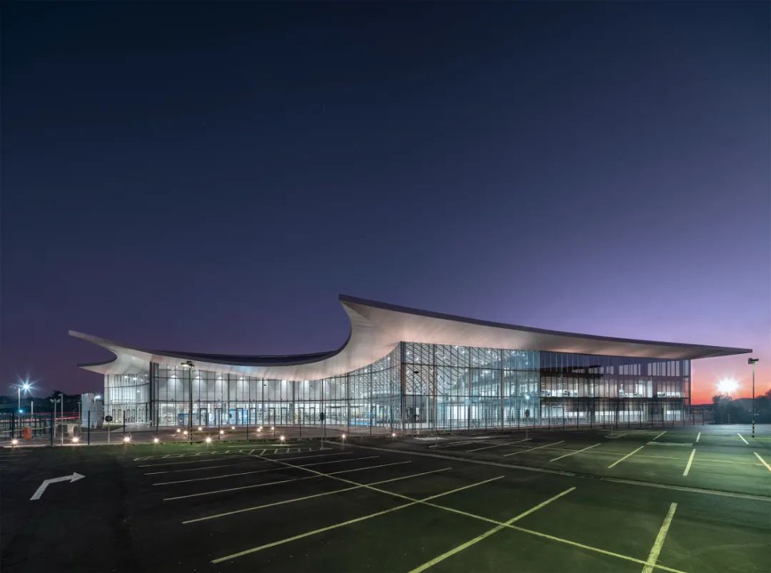 BIM建筑|Nice集团巴西总部 / MCA